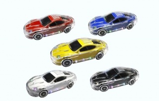 MP3 �������-������� � ������������ Aston Martin