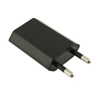 ������� 220 � USB Output 5.0V-1A